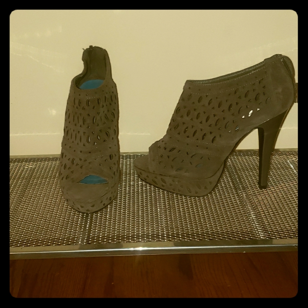 Herstyle Gray Open Toe Heels
